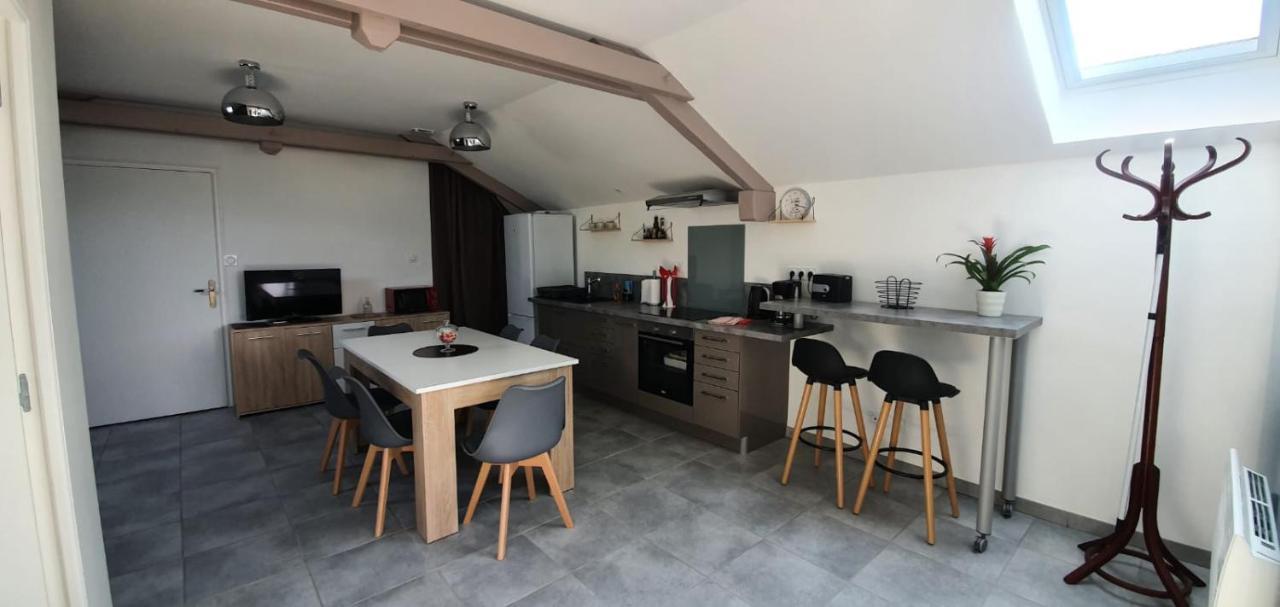 Appartement Meuble Classe 2 Etoiles Tout Confort Lagor Exterior photo